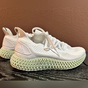 AlphaEdge 4D 'Footwear White' 
Size 7.5 men’s / 9 women’s